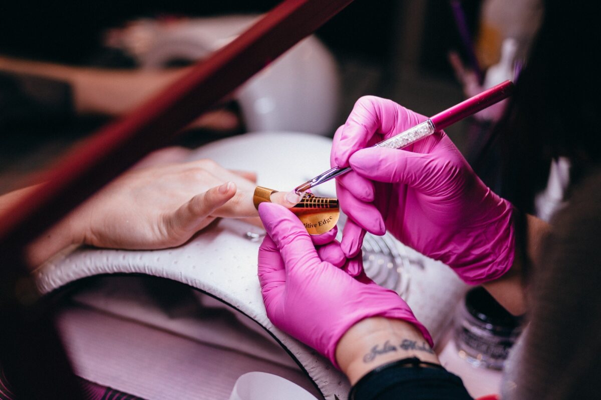 How to Become a Nail Tech and Excel in the Beauty Industry